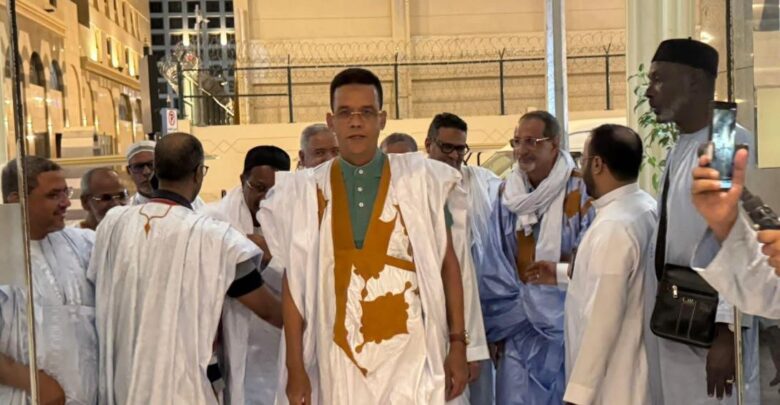 وزير الشؤون الإسلامية يتفقد أوضاع الحجاج الموريتانيين القادمين عبر القطاع الخاص بالمدينة المنورة